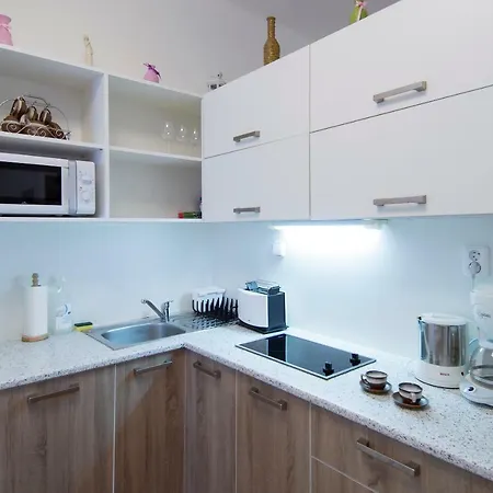 Modern Navrátilova Ii Apartamento Praga
