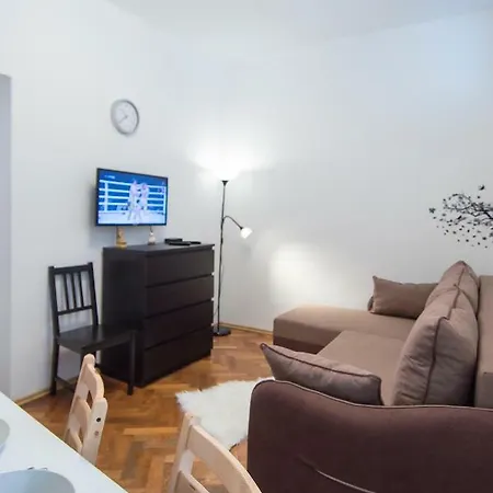 Apartment Modern Navratilova Ii *